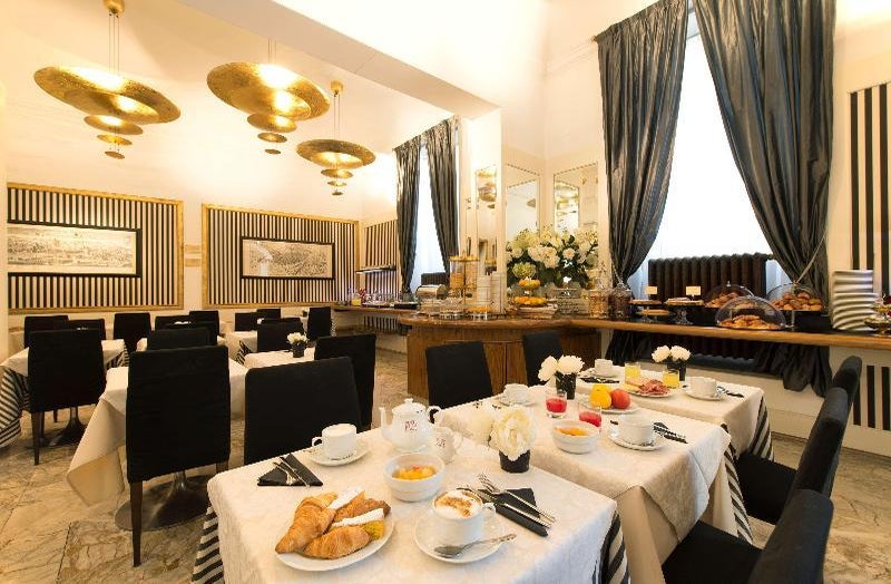 De La Pace Sure Hotel Collection By Best Western In - 