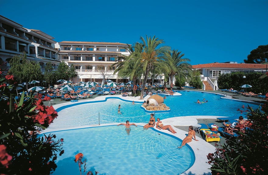 Beach Club Font De Sa Cala In Majorca Cala Ratjada
