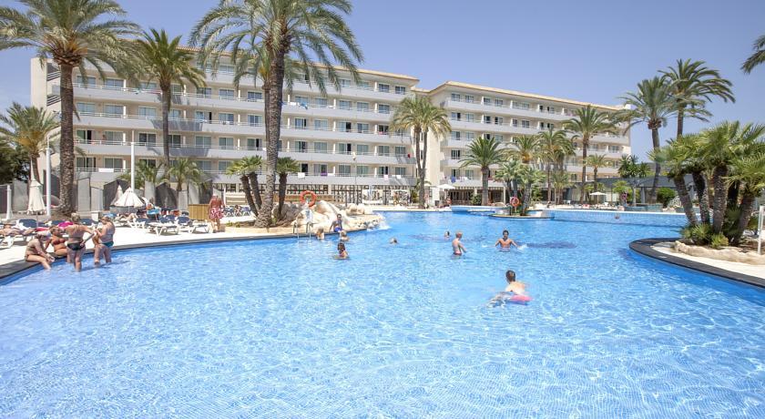 Cheap Lads Holidays >> Club B by BH Mallorca (Ex BCM Hotel) in Magaluf, Majorca | Holidays from £223pp | loveholidays Cheap Lads Holidays >> Club B by BH Mallorca (Ex BCM Hotel) in Magaluf, Majorca | Holidays from £223pp | loveholidays