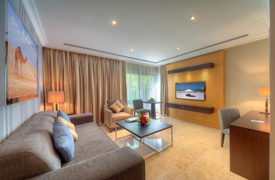 Dubai Marine Beach Resort Spa In Jumeirah Beach United