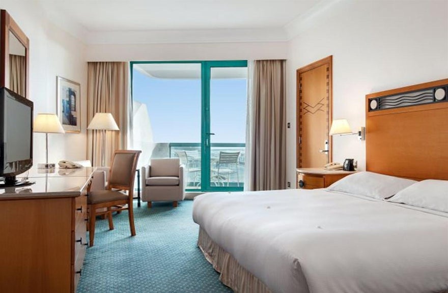Hilton Dubai Jumeirah Resort In Jumeirah Beach United Arab