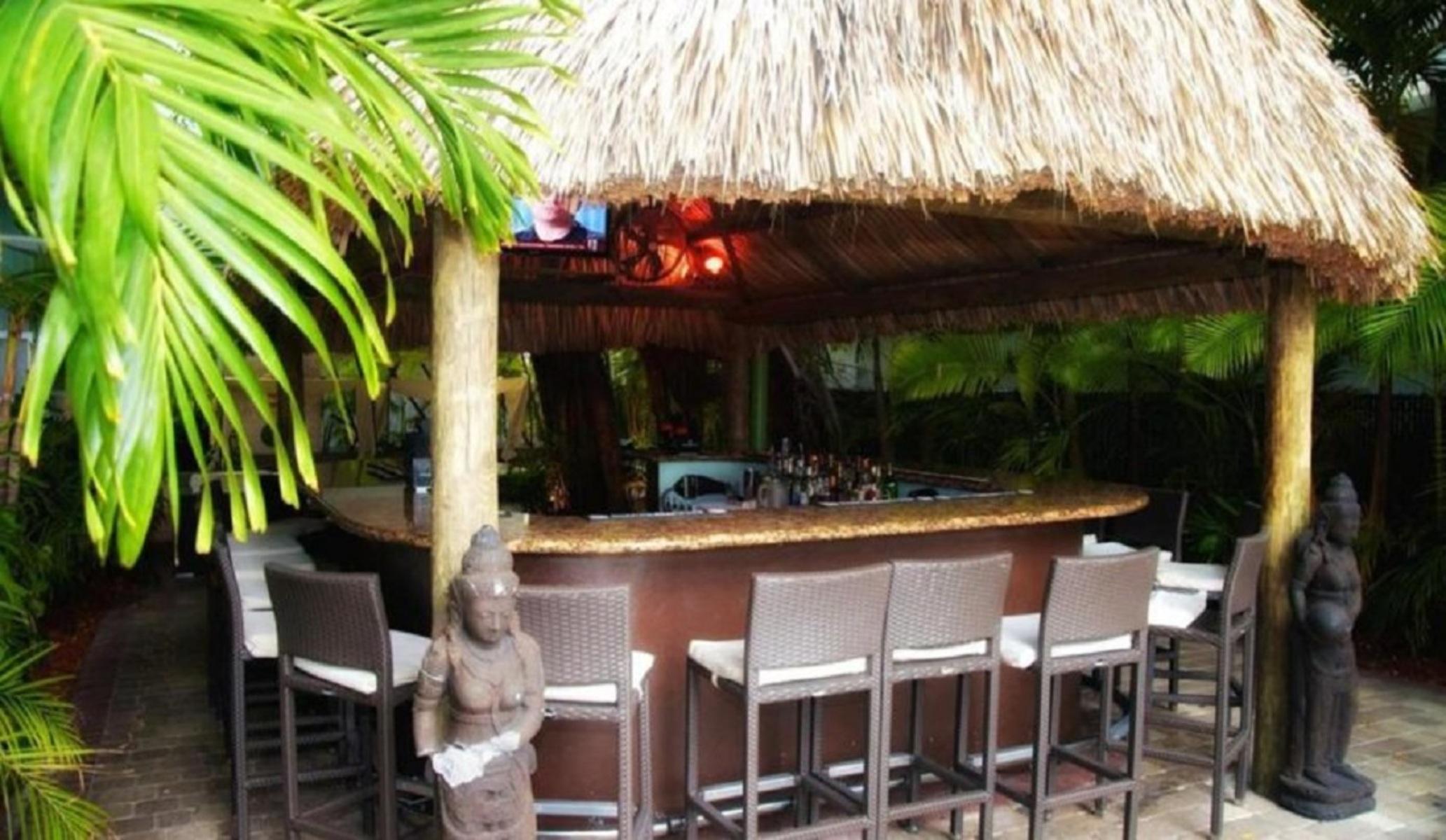 Kent Hotel Miami Beach in Miami Beach, USA Holidays from £708pp